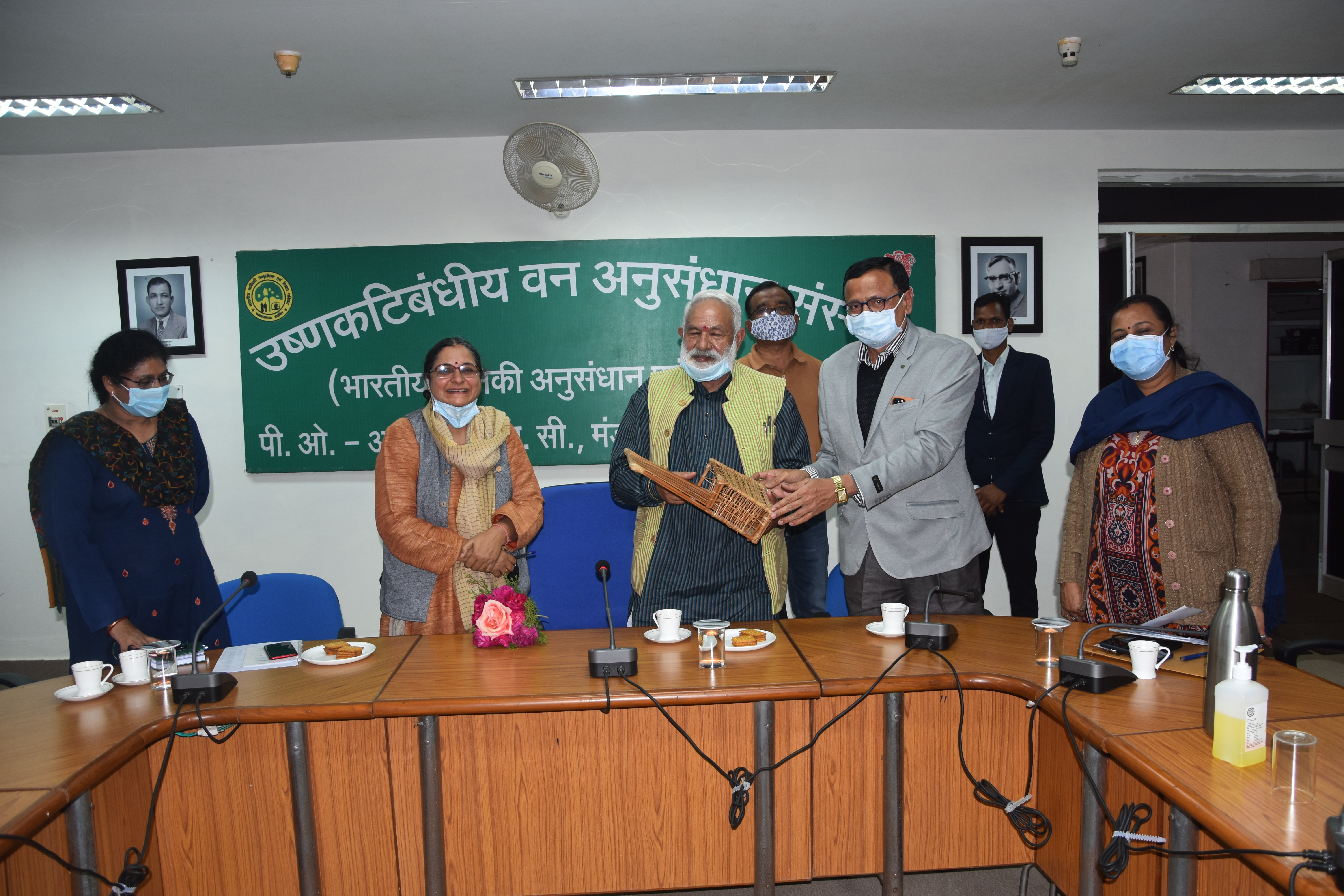 Visit of Chairman, Chhattisgarh Tribal Local Health Traditions and Medicinal Plant Board (18/02/2022)